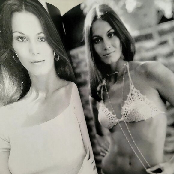 Barbara Leigh Vampirella Photo Book Images Rare Pictorial Collection 5"x7" - Picture 9 of 9